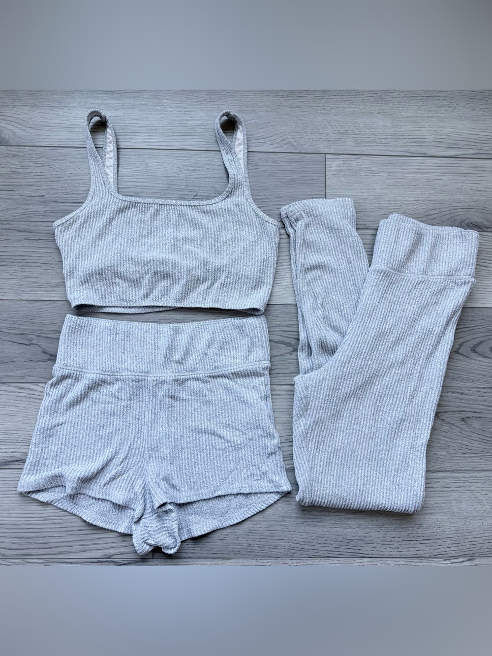 Abercrombie & Fitch set - Ribbed Lounge Crop Tank, Shorts, Leggings size small
